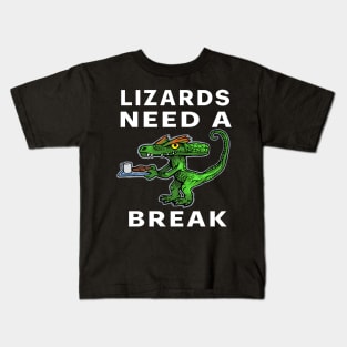 Fun lizard with milk and cookies Kids T-Shirt